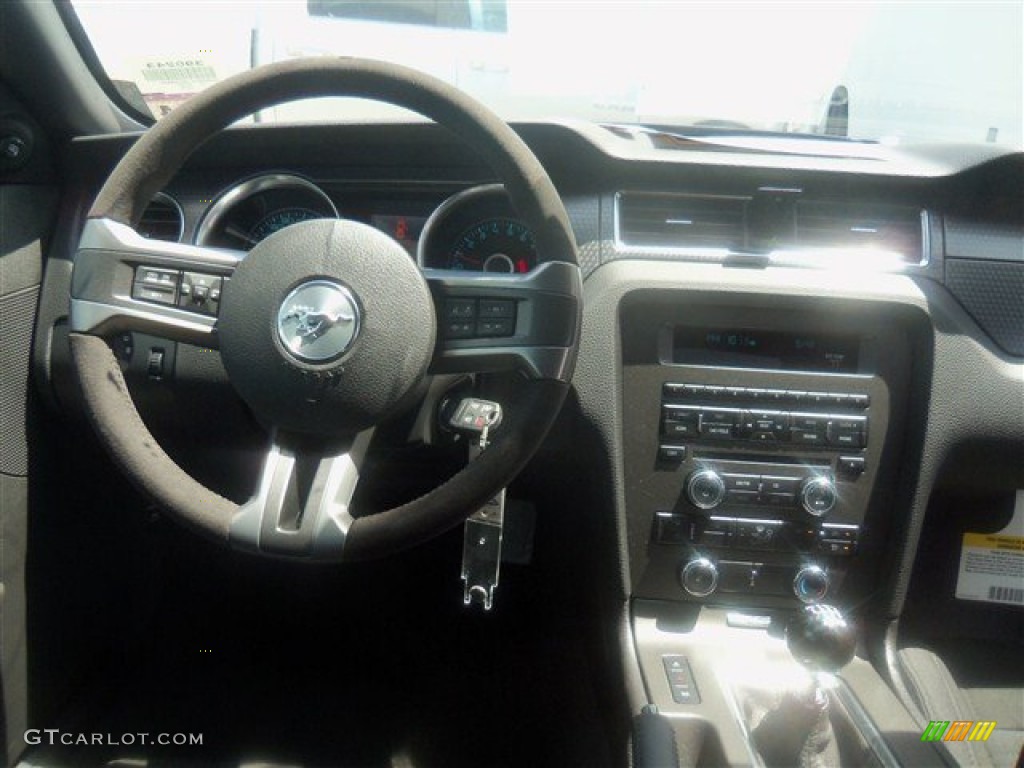 2013 Ford Mustang Boss 302 Laguna Seca Charcoal Black/Recaro Sport Seats Dashboard Photo #68420581