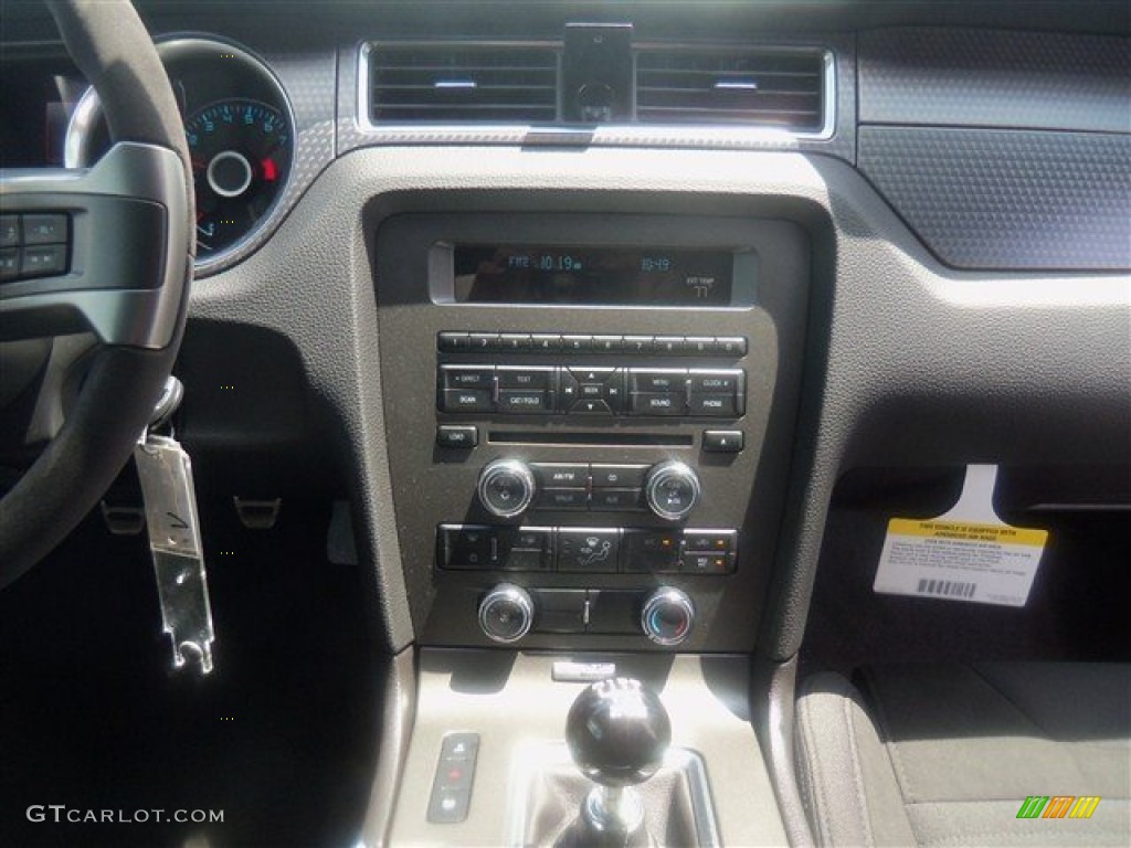 2013 Ford Mustang Boss 302 Laguna Seca Controls Photo #68420630