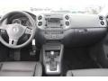 Deep Black Metallic - Tiguan SE Photo No. 14