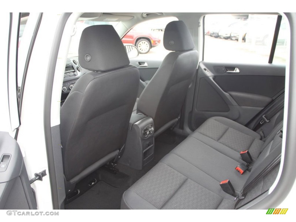 Black Interior 2013 Volkswagen Tiguan S Photo #68421302