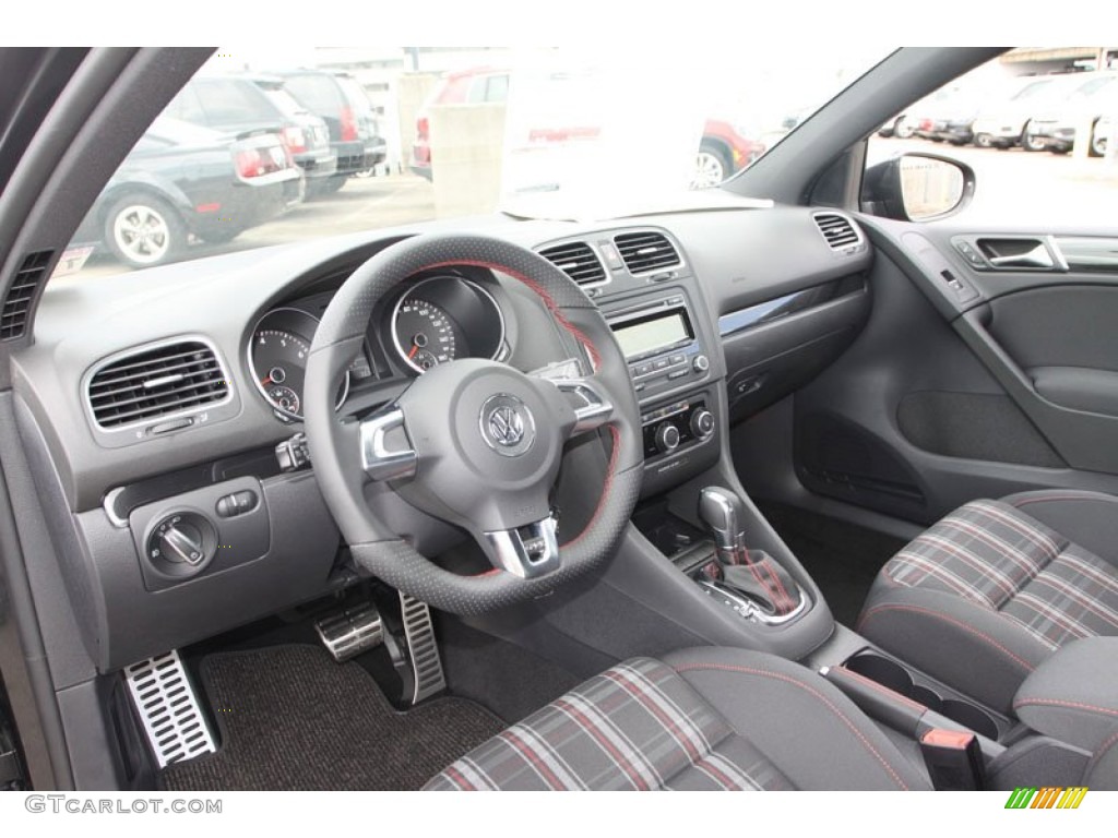 Interlagos Plaid Cloth Interior 2013 Volkswagen GTI 2 Door Photo #68422181