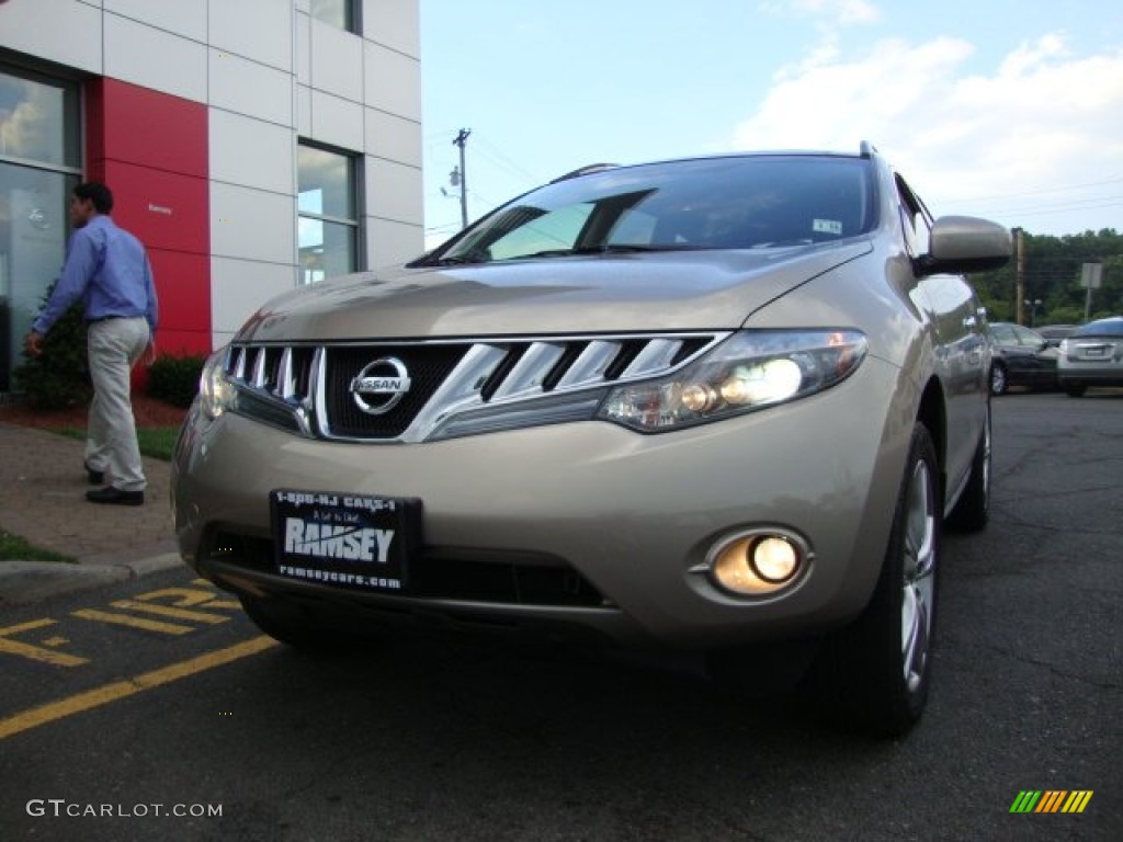 Saharan Stone Metallic Nissan Murano