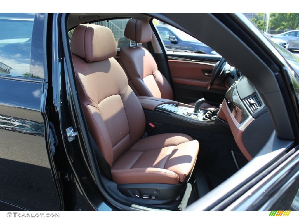 Cinnamon Brown Interior 2011 BMW 5 Series 550i Sedan Photo #68423819