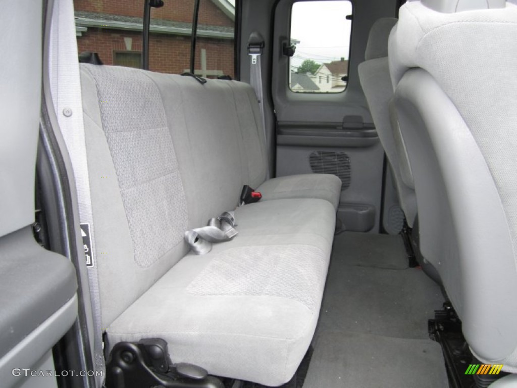 Medium Flint Grey Interior 2003 Ford F250 Super Duty XLT SuperCab 4x4 Photo #68427068