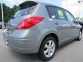 Magnetic Gray Metallic - Versa 1.8 S Hatchback Photo No. 5