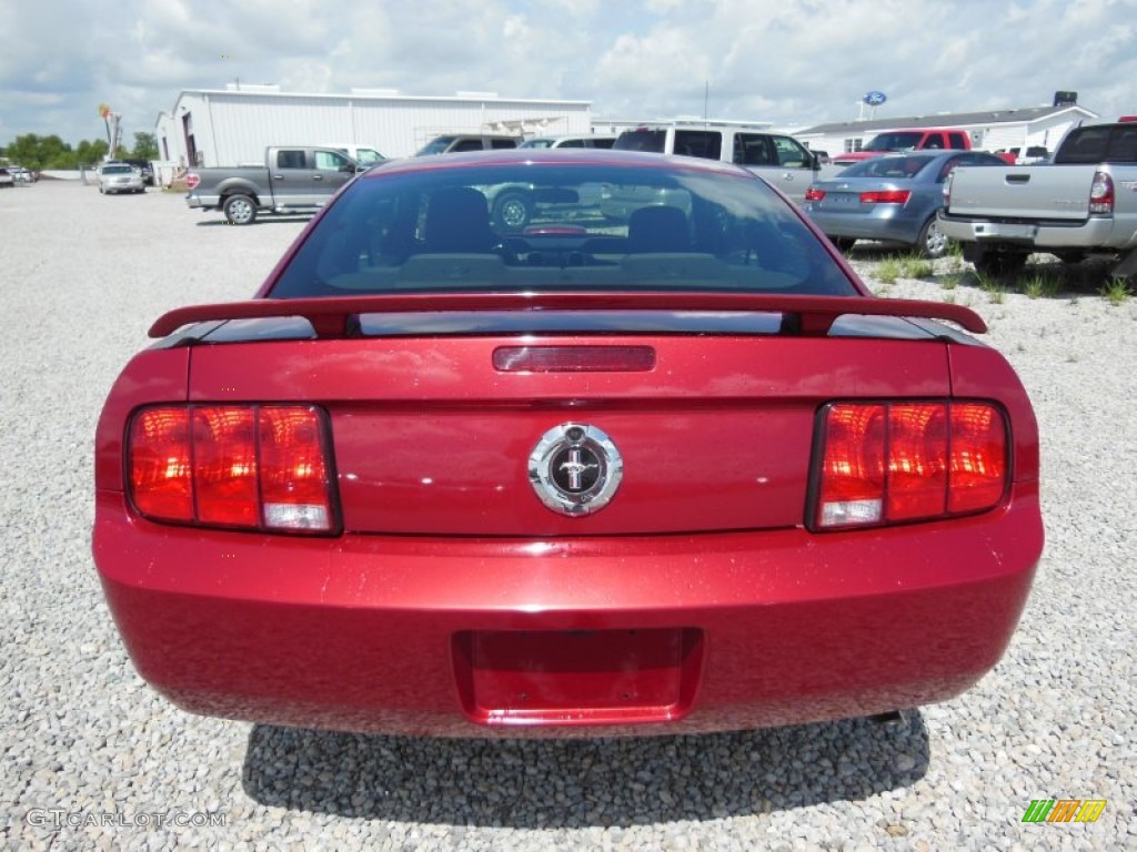 2005 Mustang V6 Deluxe Coupe - Redfire Metallic / Dark Charcoal photo #3