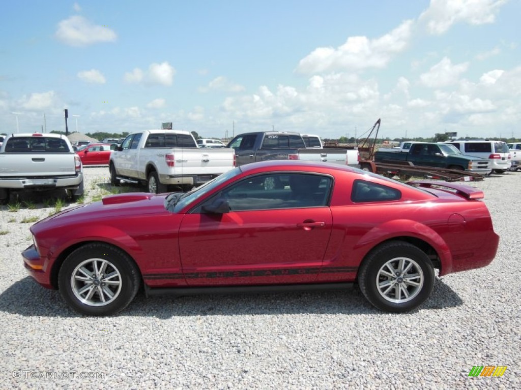 2005 Mustang V6 Deluxe Coupe - Redfire Metallic / Dark Charcoal photo #5