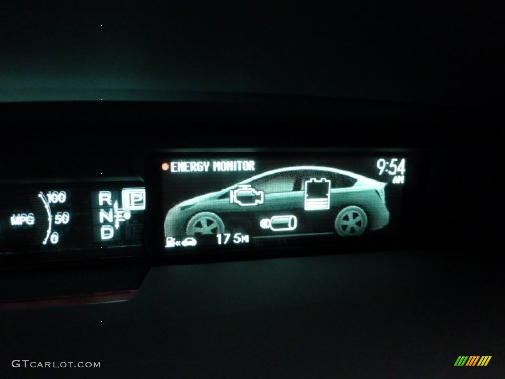 2012 Prius 3rd Gen Three Hybrid - Winter Gray Metallic / Misty Gray photo #14