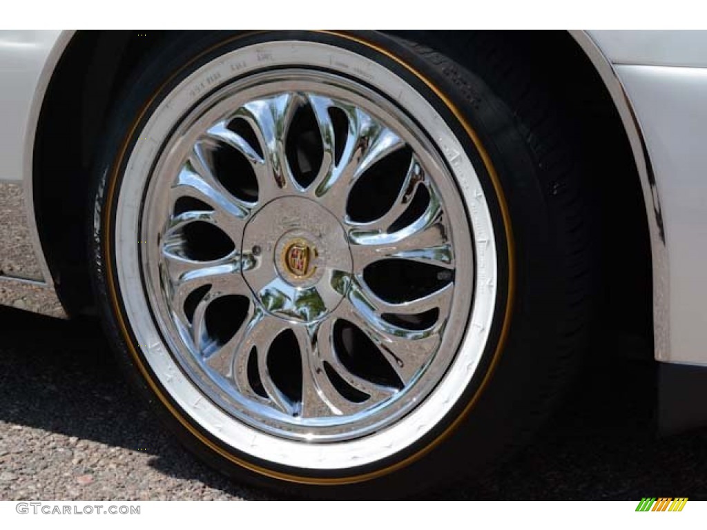 2004 Cadillac DeVille Sedan Custom Wheels Photo #68428382