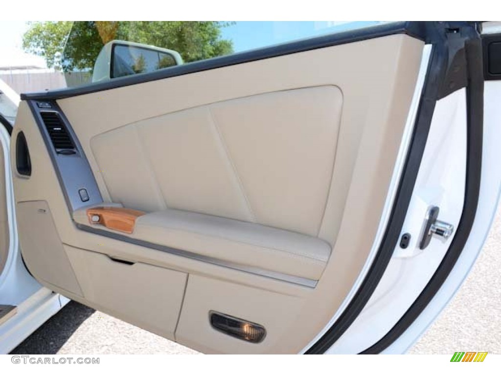 2008 Cadillac XLR Roadster Cashmere/Ebony Door Panel Photo #68428673