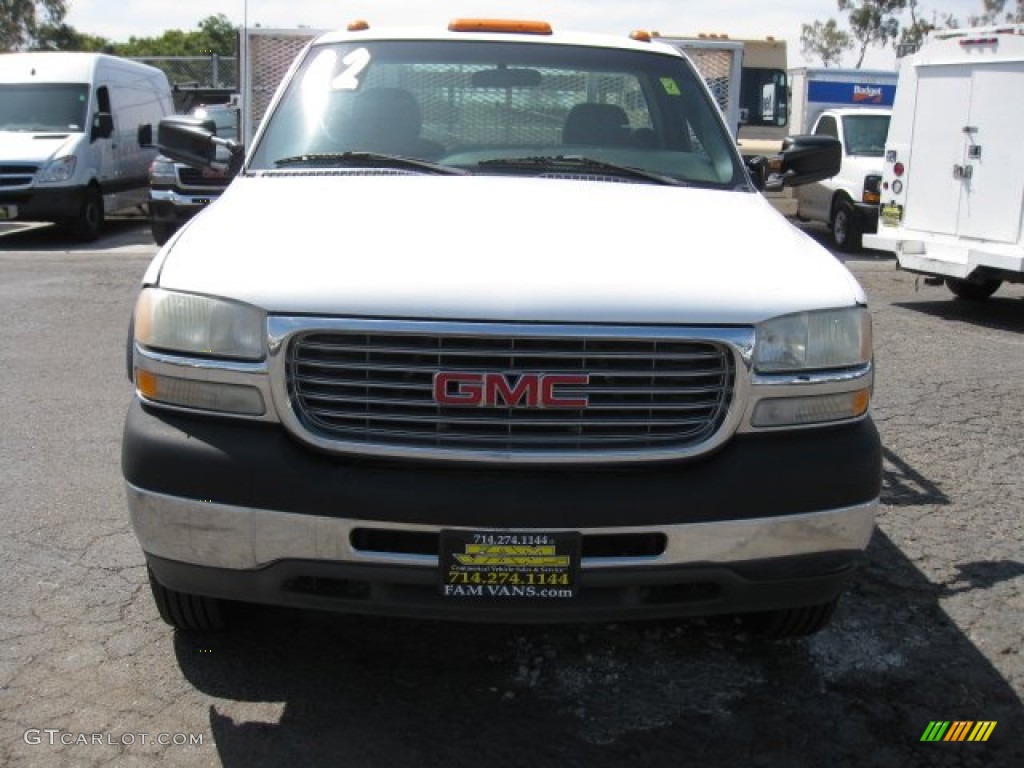 2002 Sierra 3500 SL Regular Cab Dually Flat Bed - Summit White / Graphite photo #2