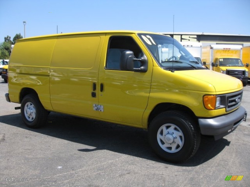 2007 E Series Van E250 Cargo - Fleet Yellow / Medium Flint Grey photo #1