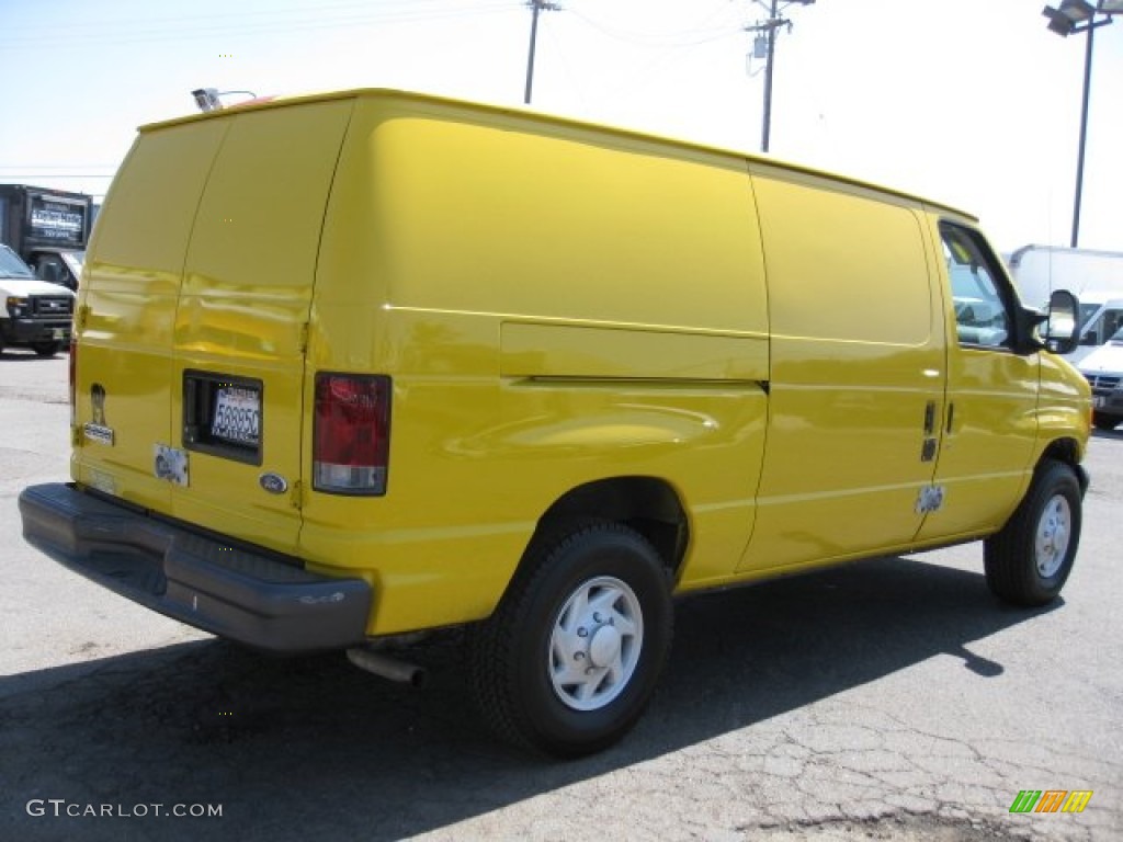2007 E Series Van E250 Cargo - Fleet Yellow / Medium Flint Grey photo #6