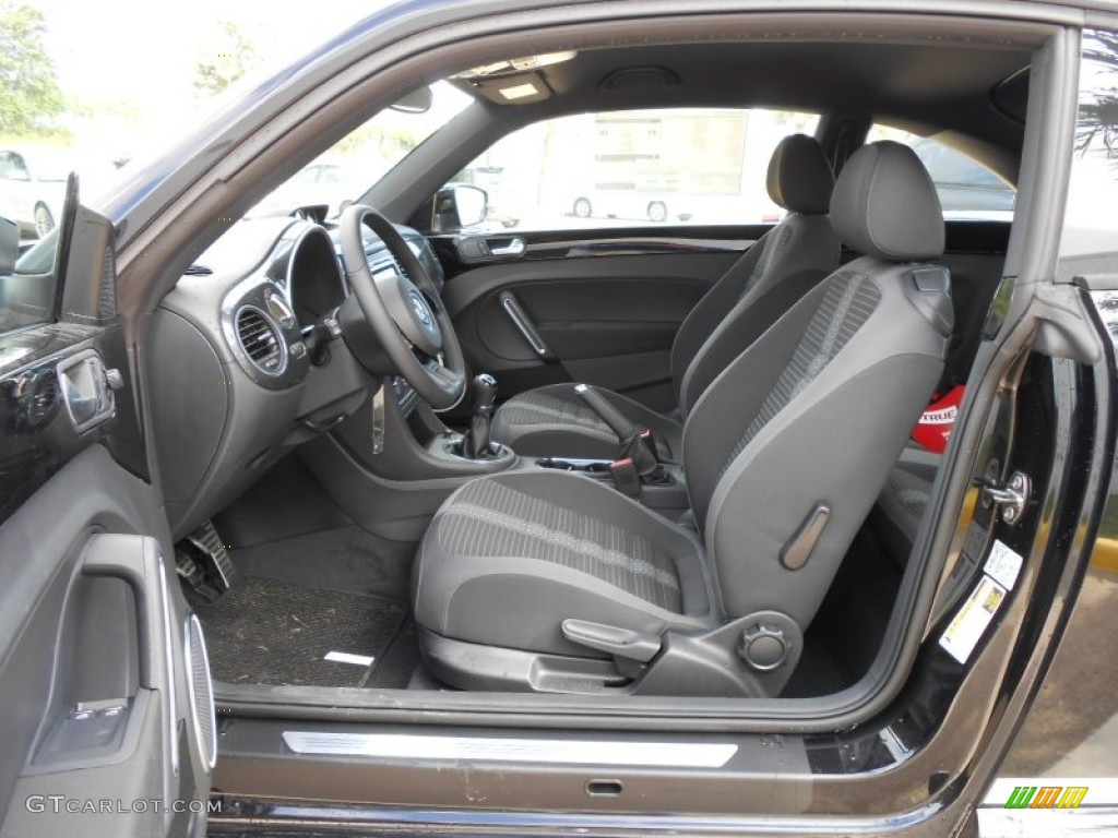 Titan Black Interior 2012 Volkswagen Beetle Turbo Photo #68431988