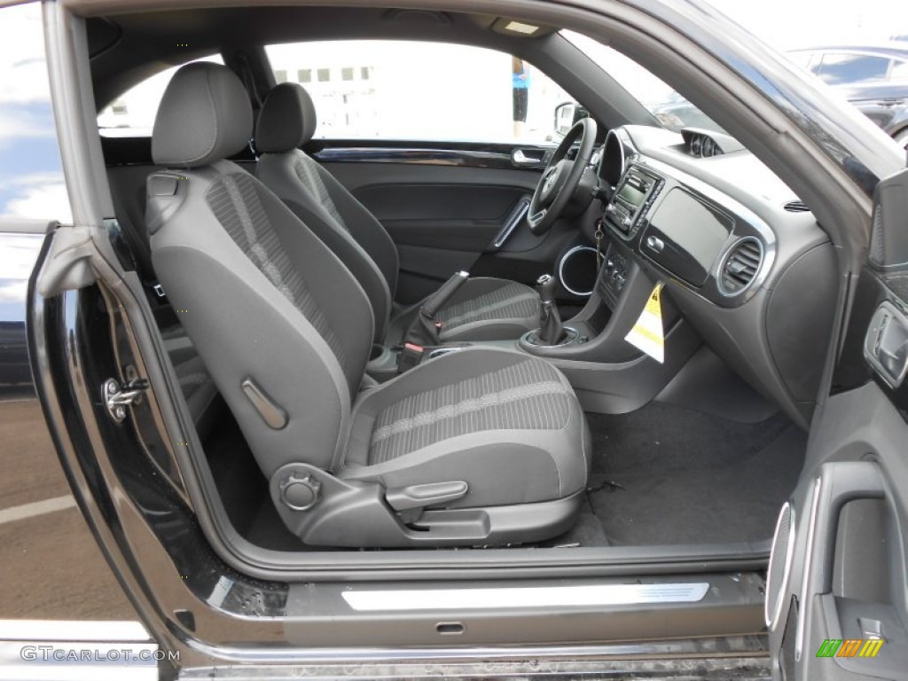 Titan Black Interior 2012 Volkswagen Beetle Turbo Photo #68432006