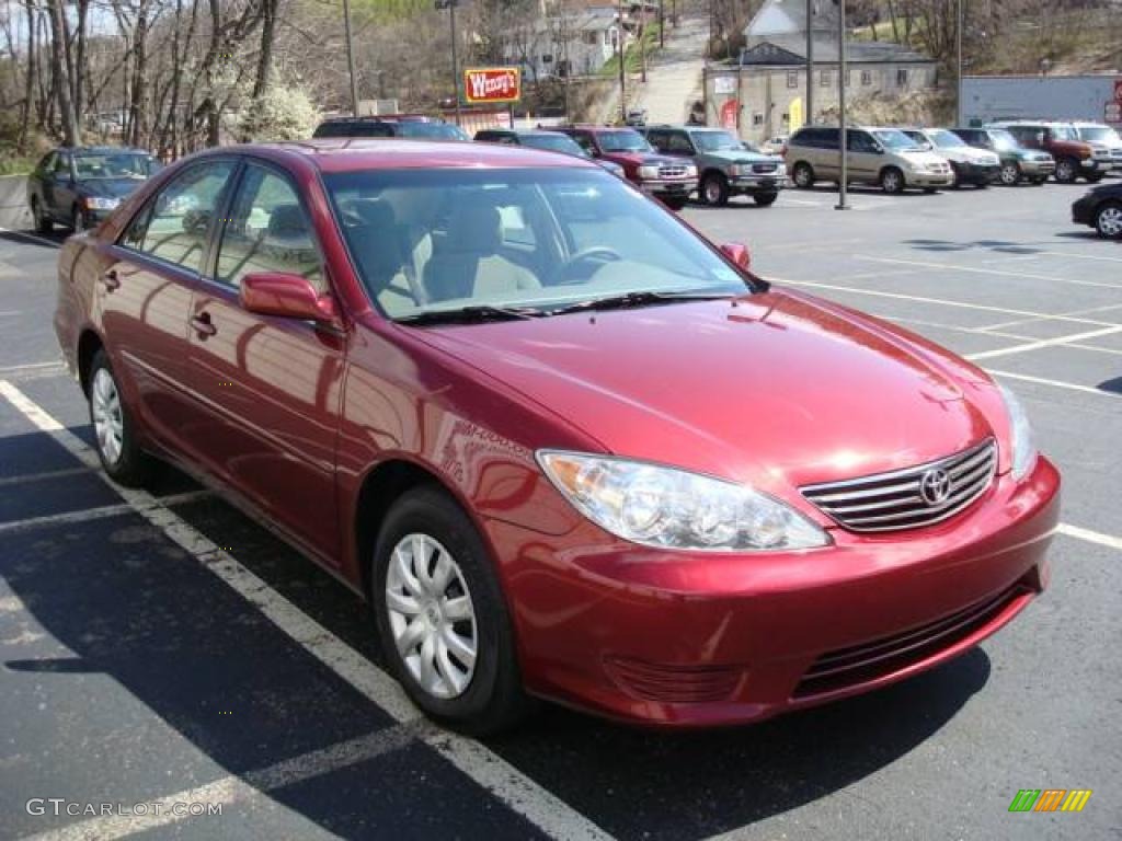 2005 Camry LE - Salsa Red Pearl / Taupe photo #6