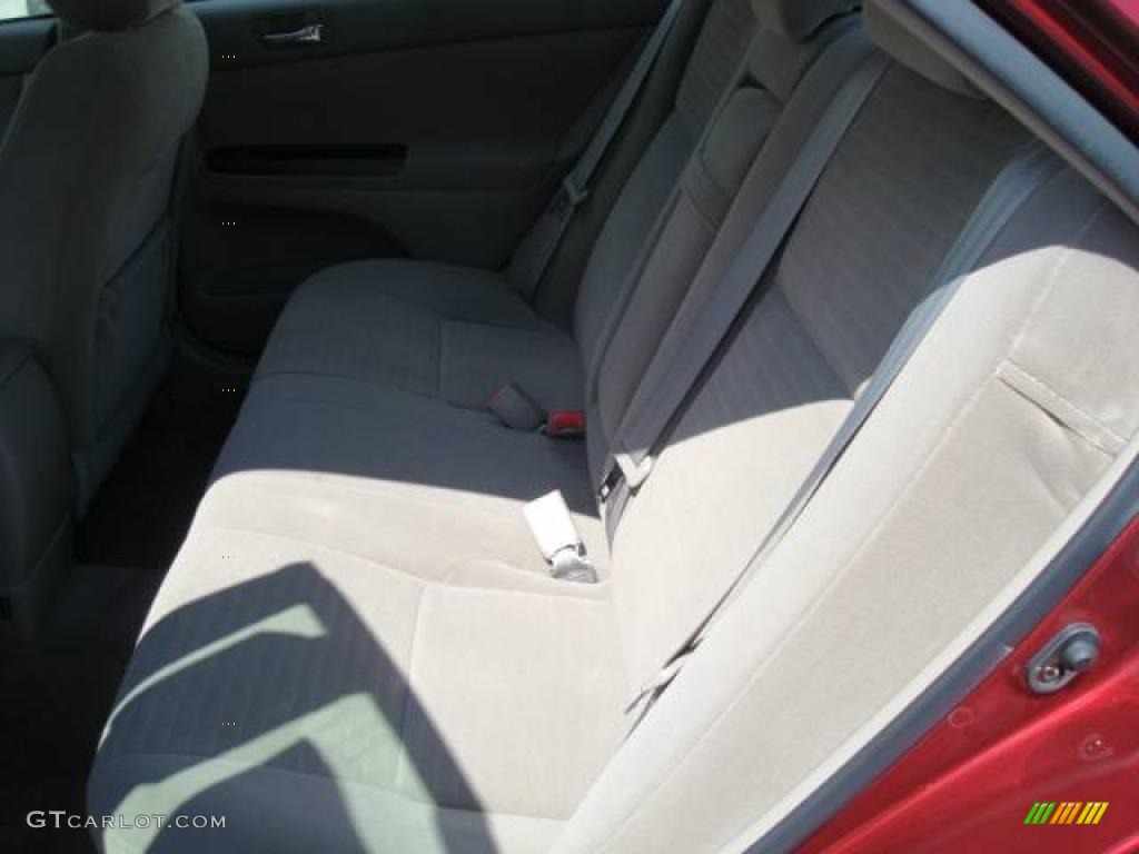 2005 Camry LE - Salsa Red Pearl / Taupe photo #11