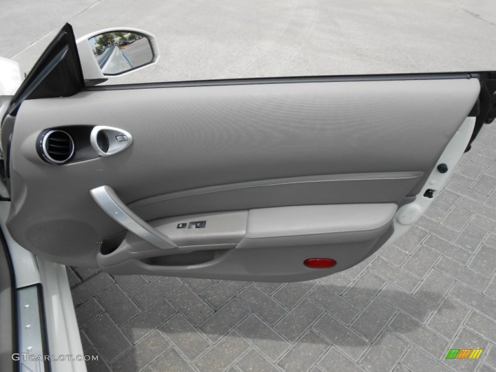 2006 Nissan 350Z Touring Roadster Frost Leather Door Panel Photo #68432903