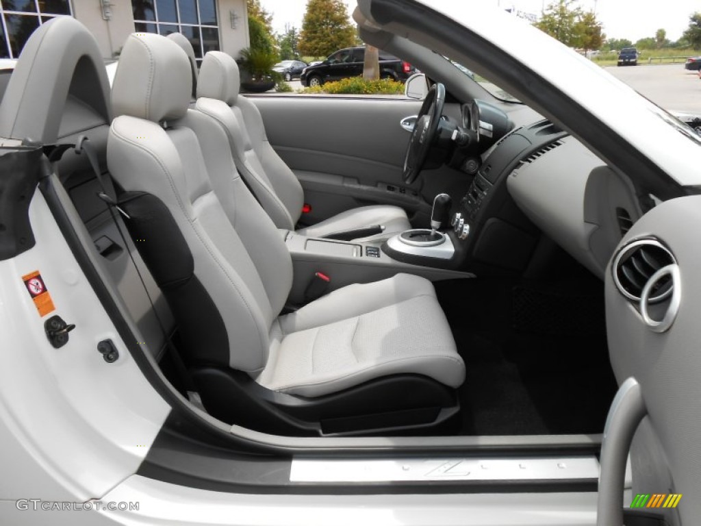 Frost Leather Interior 2006 Nissan 350Z Touring Roadster Photo #68432915