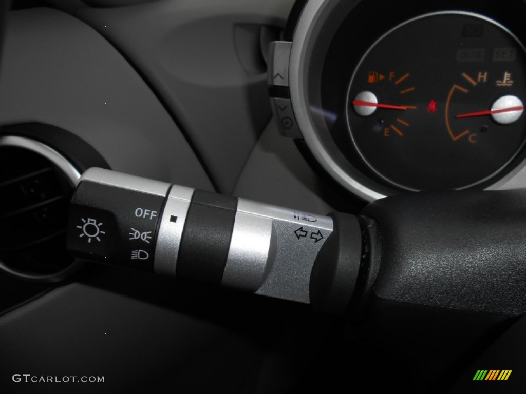 2006 Nissan 350Z Touring Roadster Controls Photo #68432993