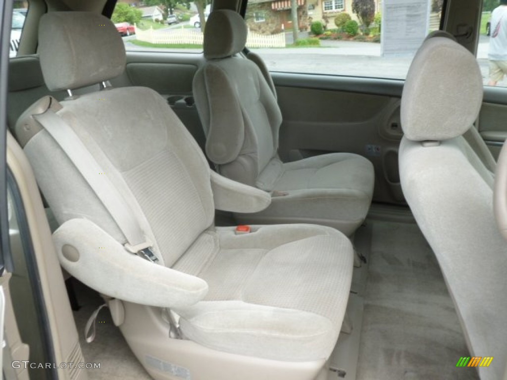 2006 Toyota Sienna CE Rear Seat Photo #68434997