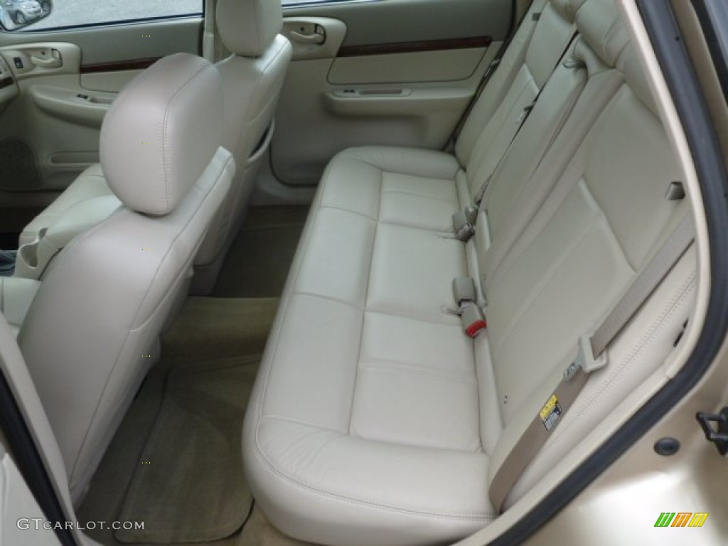 Neutral Beige Interior 2004 Chevrolet Impala LS Photo #68435888