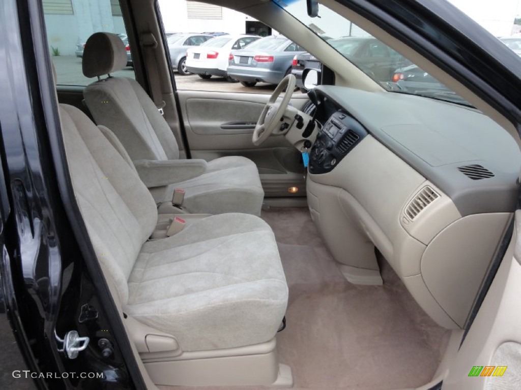 2002 MPV LX - Black Mica / Beige photo #21