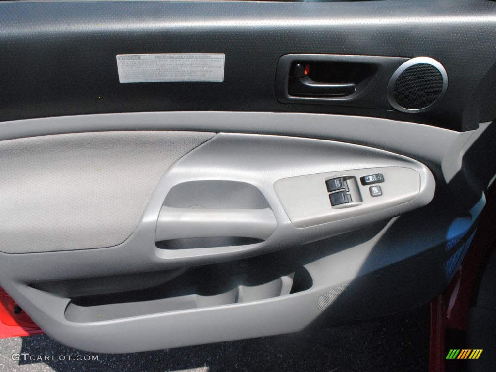 2006 Tacoma V6 PreRunner TRD Access Cab - Radiant Red / Graphite Gray photo #16