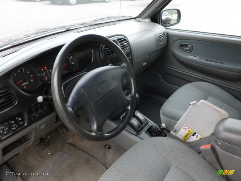 2002 Sportage 4x4 - Pepper Red / Gray photo #16