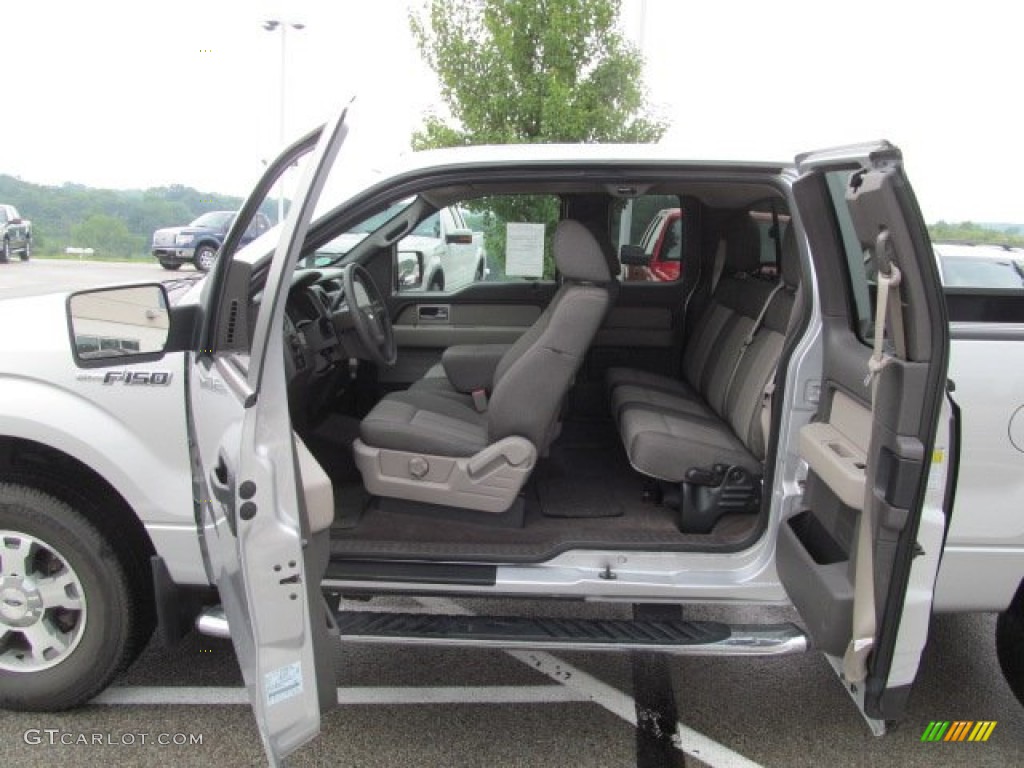 2010 F150 STX SuperCab 4x4 - Ingot Silver Metallic / Medium Stone photo #13