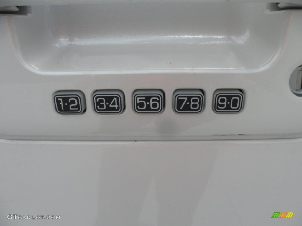 2012 F150 Lariat SuperCrew - White Platinum Metallic Tri-Coat / Black photo #14