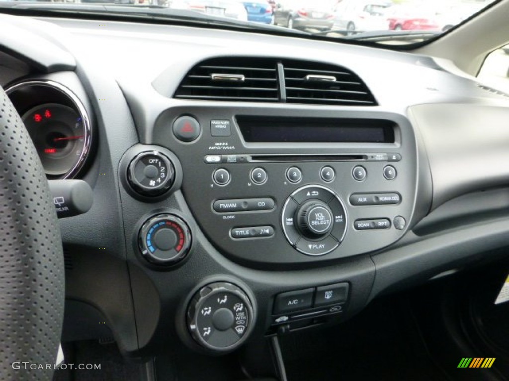 2012 Honda Fit Sport Controls Photo #68443178