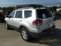 2009 Bright Silver Kia Borrego LX V6 4x4  photo #3