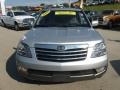 2009 Bright Silver Kia Borrego LX V6 4x4  photo #8