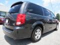 Dark Charcoal Pearl - Grand Caravan Crew Photo No. 7