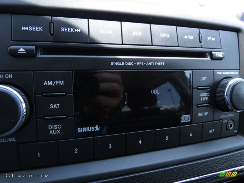 2012 Grand Caravan Crew - Dark Charcoal Pearl / Black/Light Graystone photo #25