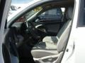 Super White - RAV4 I4 4WD Photo No. 7