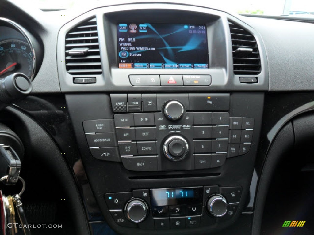 2011 Buick Regal CXL Turbo Controls Photo #68454863