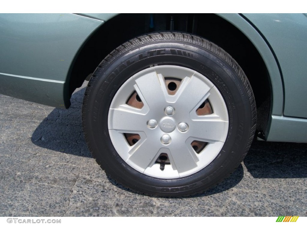 2006 Ford Focus ZX4 SE Sedan Wheel Photo #68457068