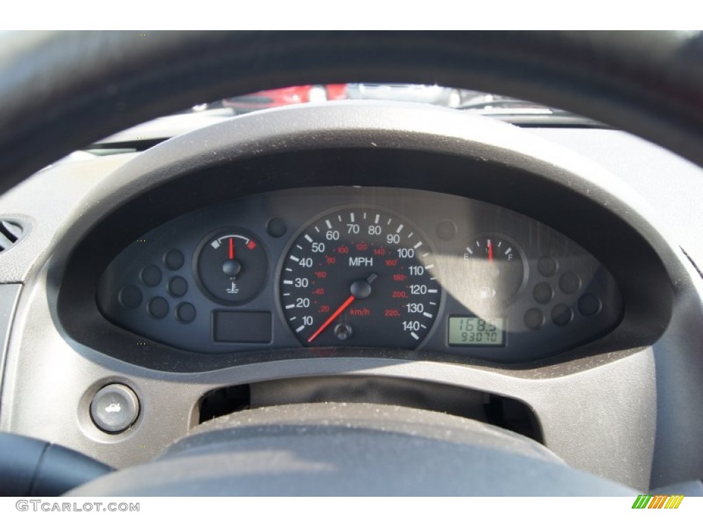 2006 Ford Focus ZX4 SE Sedan Gauges Photo #68457128