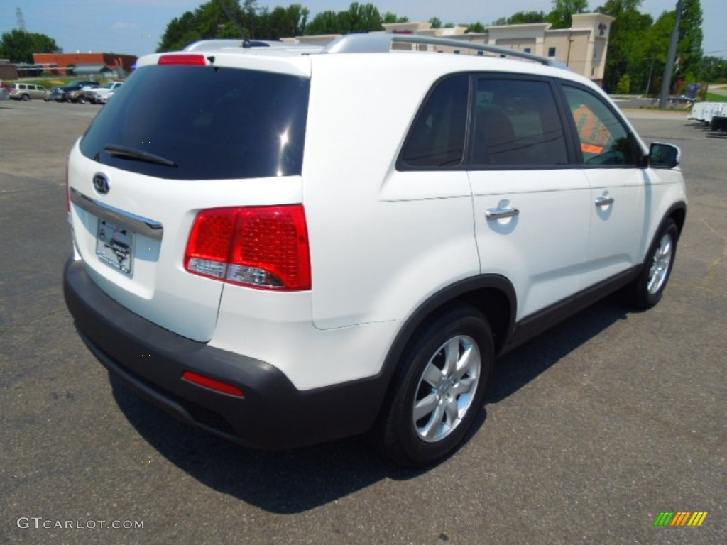 2012 Sorento LX V6 - Snow White Pearl / Black photo #6