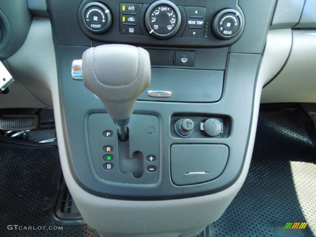 2007 Kia Sedona LX Transmission Photos
