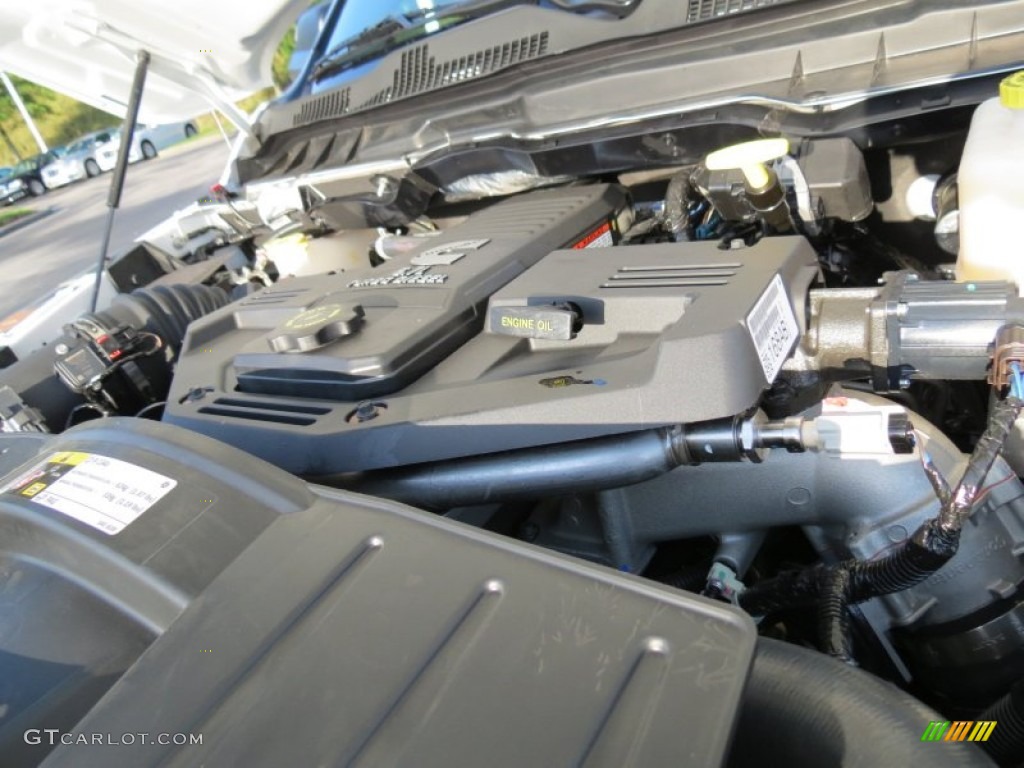 2012 Dodge Ram 5500 HD ST Regular Cab 4x4 Chassis Engine Photos