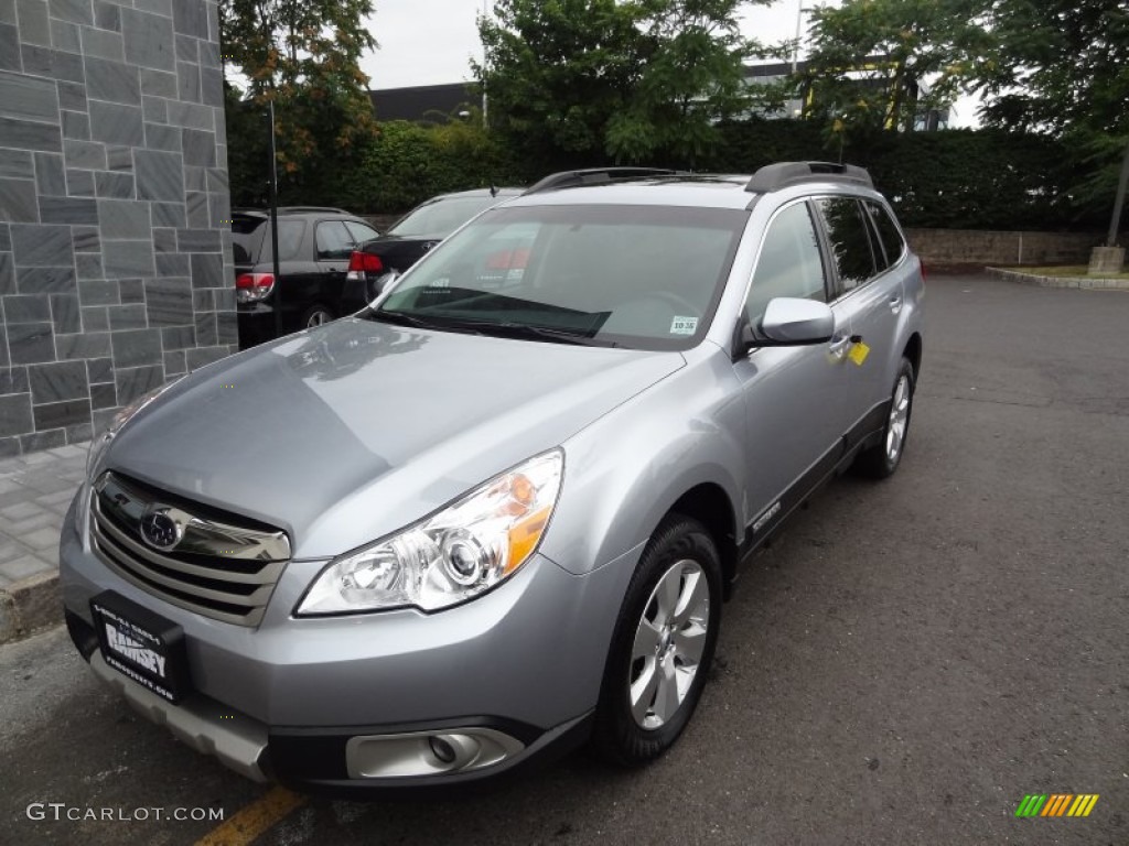 2012 Outback 3.6R Limited - Ice Silver Metallic / Off Black photo #1