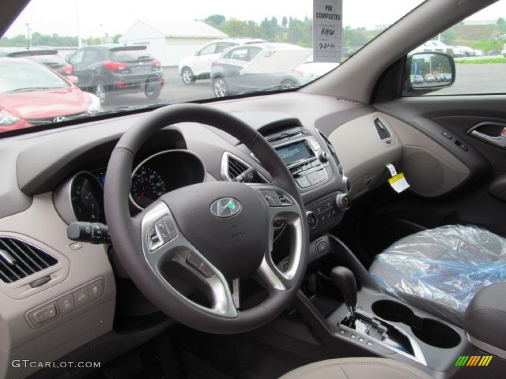 2013 Hyundai Tucson GLS AWD Taupe Dashboard Photo #68460068