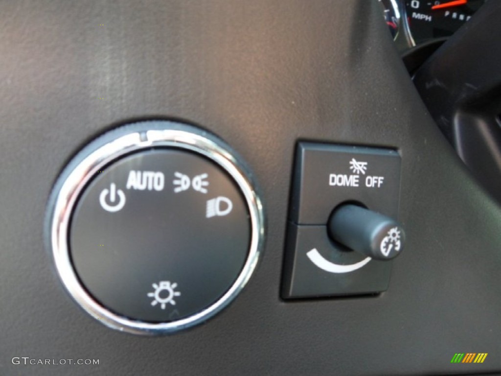 2012 Chevrolet Express LS 1500 AWD Passenger Van Controls Photo #68463736