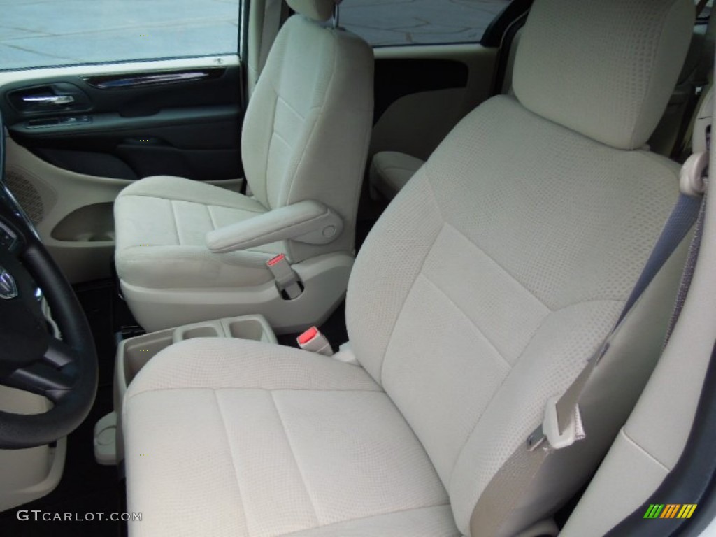 2012 Grand Caravan SE - Stone White / Black/Light Graystone photo #9