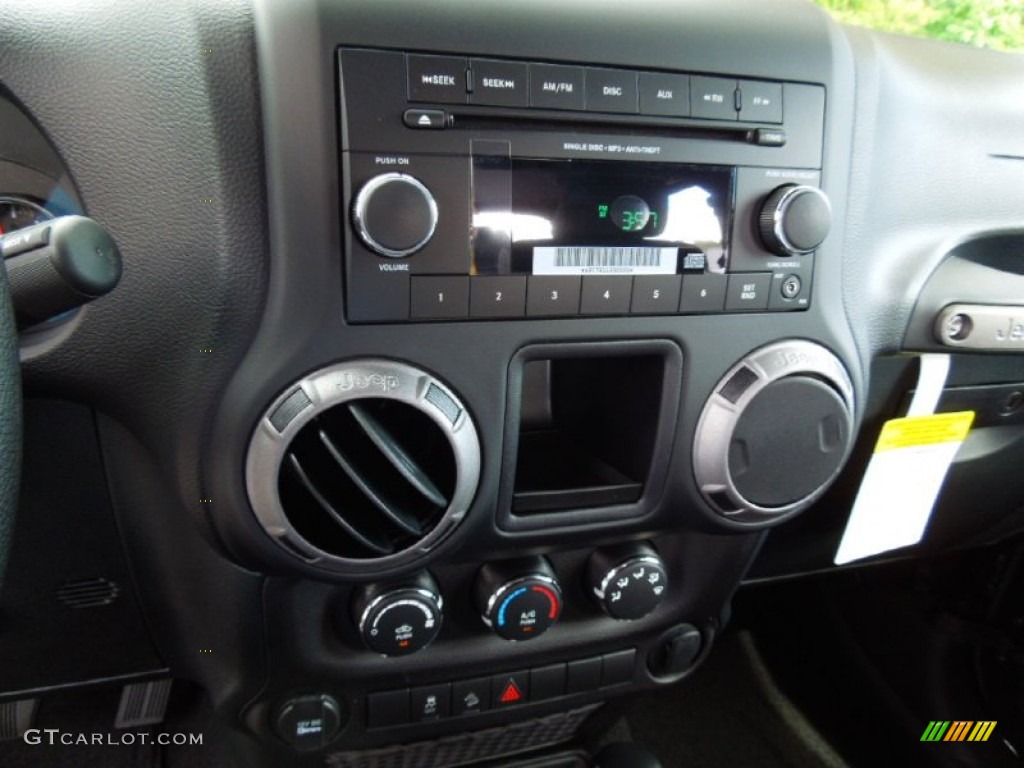 2012 Wrangler Sport 4x4 - Black / Black photo #15