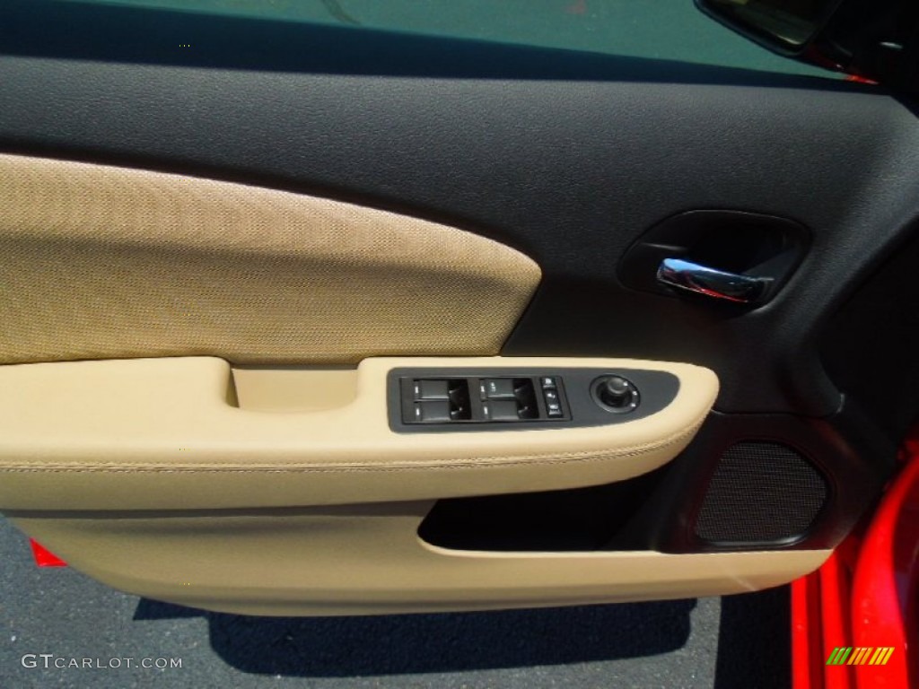 2012 Dodge Avenger SXT Black/Light Frost Beige Door Panel Photo #68464546