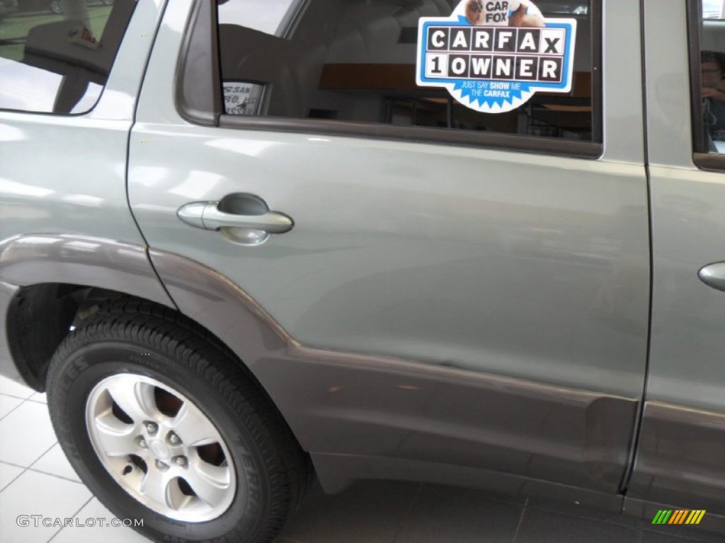 2003 Tribute ES-V6 4WD - Light Cypress Green Metallic / Medium Pebble Beige photo #7